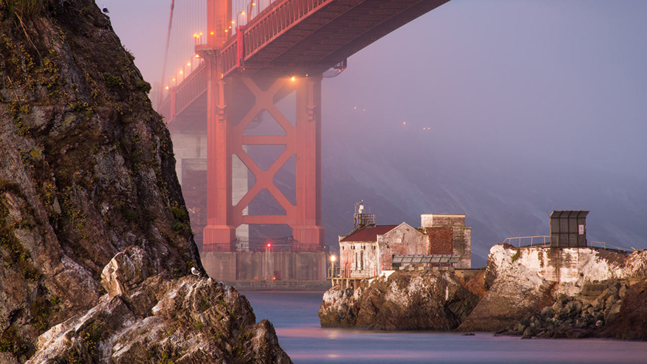 A_GGB_130628_MCu_c_1_2x1.jpg unique Golden Gate Bridge view